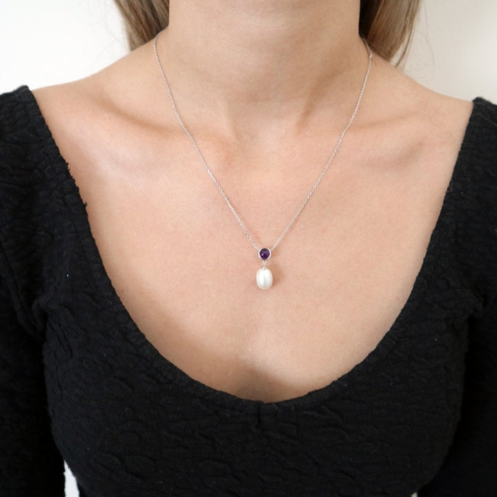 Sterling Silver Pearl & Amethyst Drop Necklace.